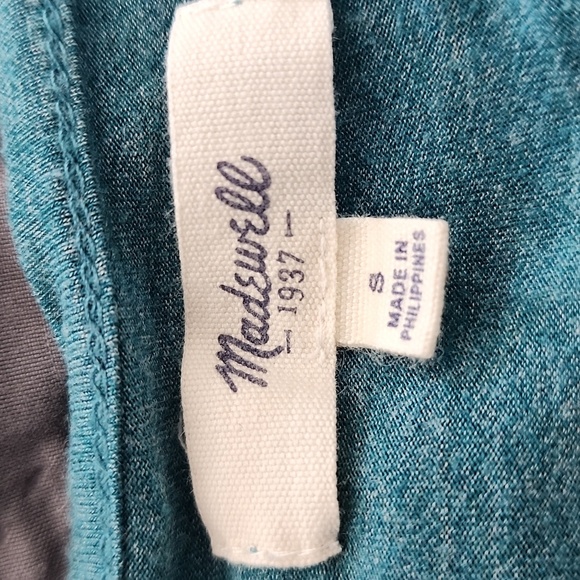 Madewell V Neck T Shirt 100% Viscose - Picture 3 of 4